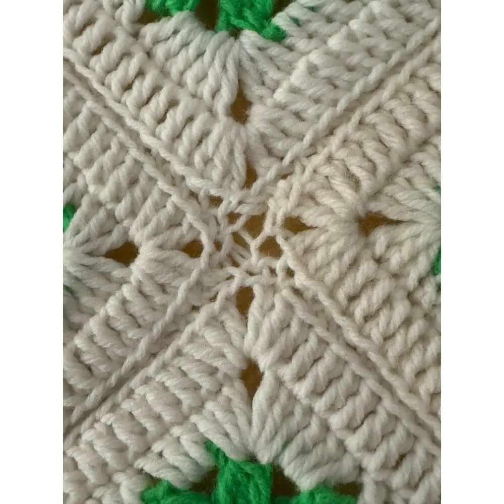 Handmade Crochet 3D Red Roses Floral Decor Pillow Christmas Holiday Vintage